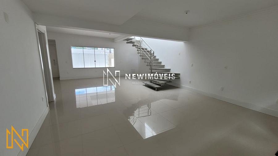 Casa Geminada com 03 Dormitórios na Praia Brava, Itajaí - SC — foto 4