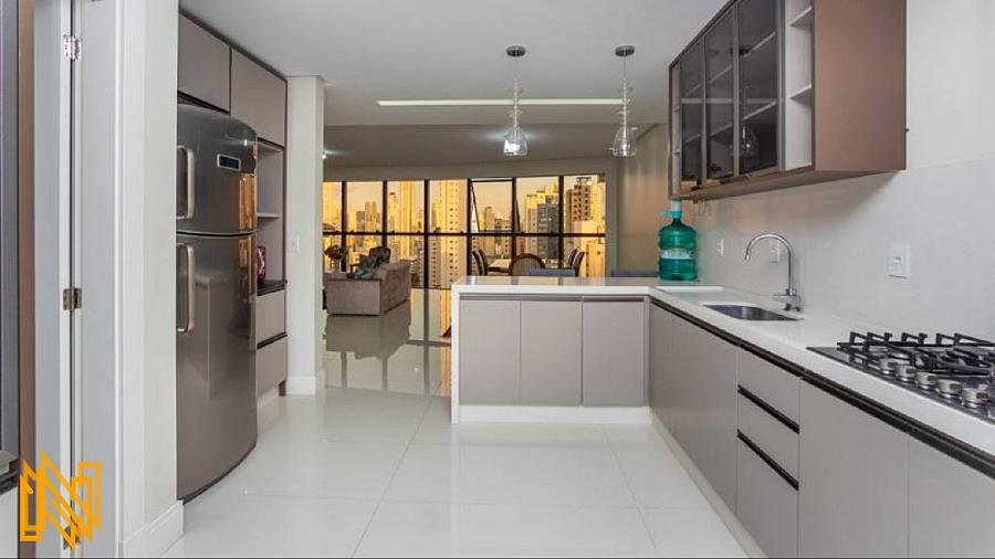 Apartamento no Edifício Isis sun Tower com 3 Suítes em Balneário Camboriú - SC — foto 5