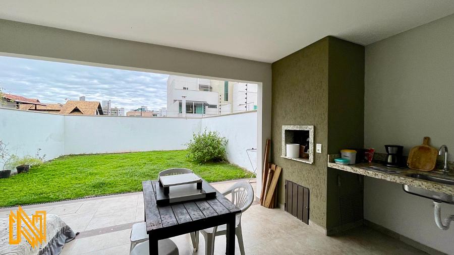 Casa na Praia dos Amores – Balneário Camboriú  190m² a poucos metros do Morro do Careca: espaço, conforto e a vida que você merece — foto 5