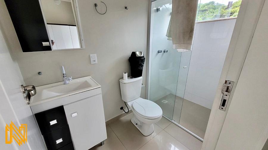 Casa na Praia dos Amores – Balneário Camboriú  190m² a poucos metros do Morro do Careca: espaço, conforto e a vida que você merece — foto 11