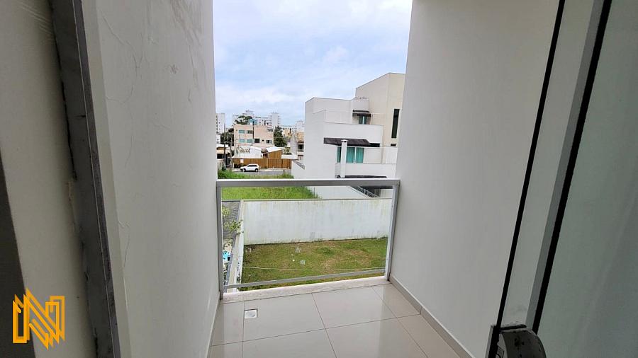 Casa na Praia dos Amores – Balneário Camboriú  190m² a poucos metros do Morro do Careca: espaço, conforto e a vida que você merece — foto 16