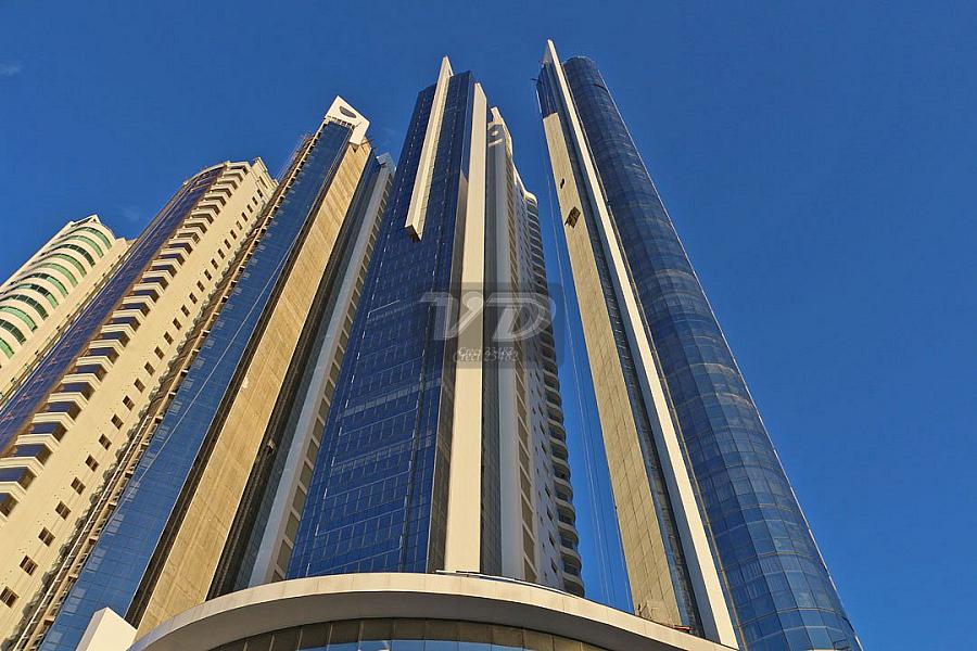 APARTAMENTO MOBILIADO 4 SU�TES - 04 VAGAS - FRENTE MAR - BARRA SUL 1
